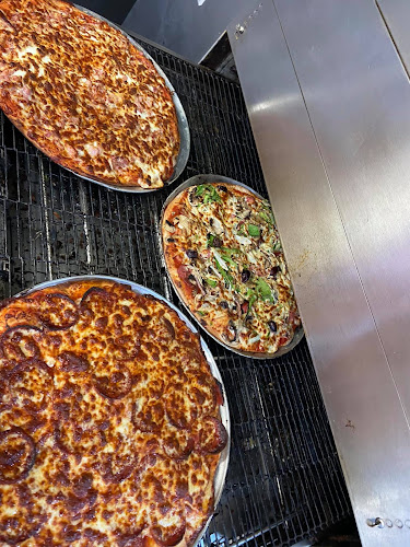 Opinii despre Hungry Wolf's Pizza & Pasta Kincumber în Kincumber - Hospitality and gastronomy