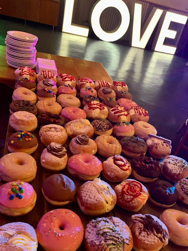 Comentarii opinii despre Powerhouse Donuts