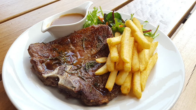 Opinii despre The Precinct Hotel în Cremorne - Hospitality and gastronomy