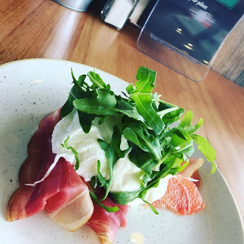 Coffee Guru Erindale - Hospitality and gastronomy