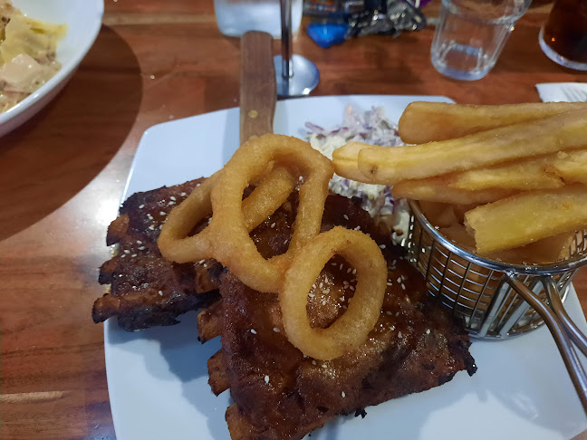 Comentarii opinii despre Boab Tavern