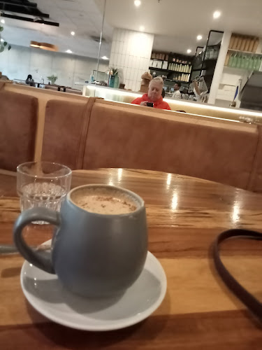 427 Hampton St, Hampton VIC 3188