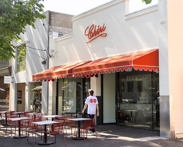 Comentarii opinii despre Chéri