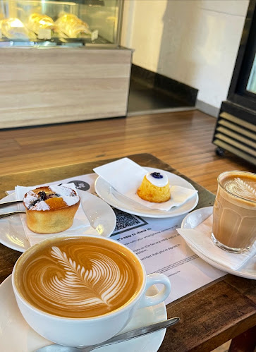 Comentarii opinii despre Runner Duck Coffee