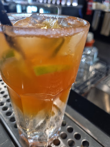 Opinii despre Cobram Hotel în Melbourne - Hospitality and gastronomy