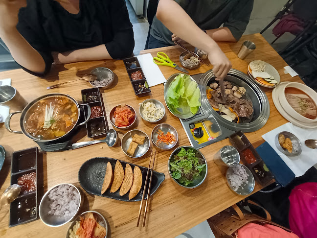 Mansae Korean BBQ - CBD QVM