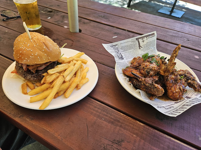 Last Drop Elizabethan