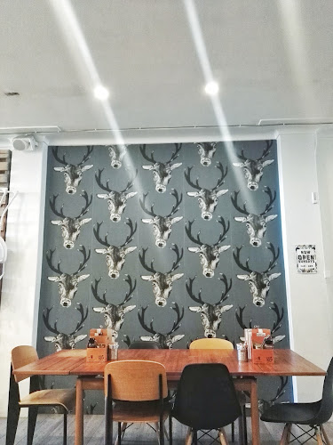 Comentarii opinii despre The Book & Burrow