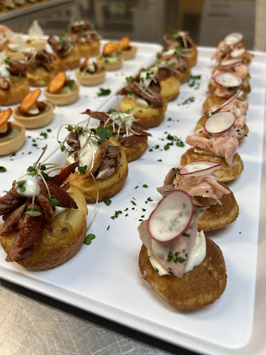 Comentarii opinii despre SafeHands Catering