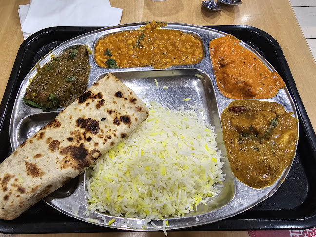 Flora Indian Restaurant Melbourne CBD - Melbourne