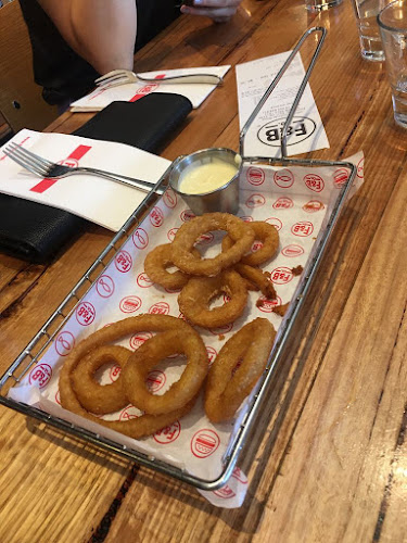 Opinii despre The Fish & Burger Co. în Melbourne - Hospitality and gastronomy