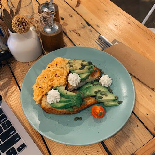 Comentarii opinii despre Bloom PMQ