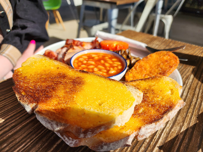 Shop 2B, Homebase, 23 Hammond Ave, Wagga Wagga NSW 2650