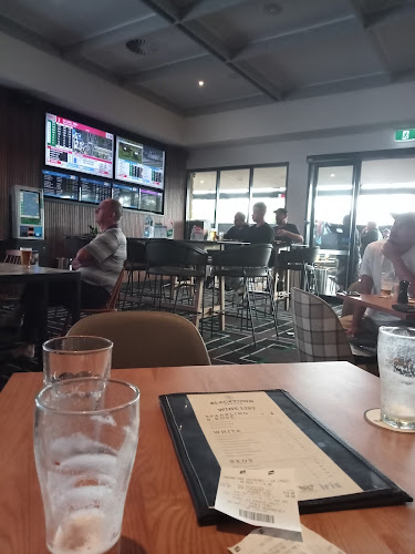 Comentarii opinii despre WatersEdge Seafood Restaurant