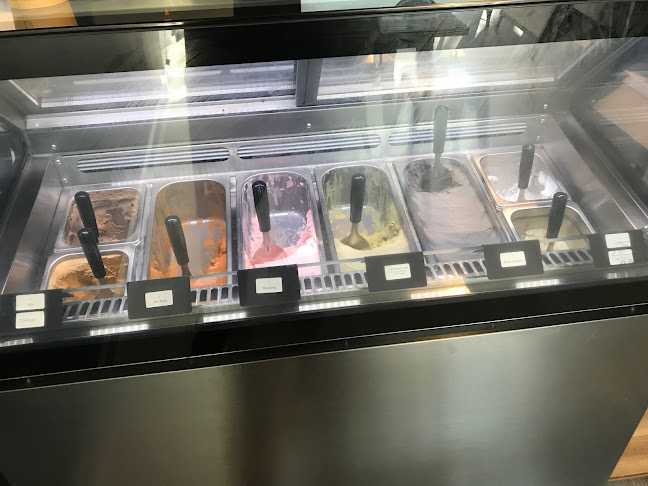 Comentarii opinii despre Moo'ed Ice Cream