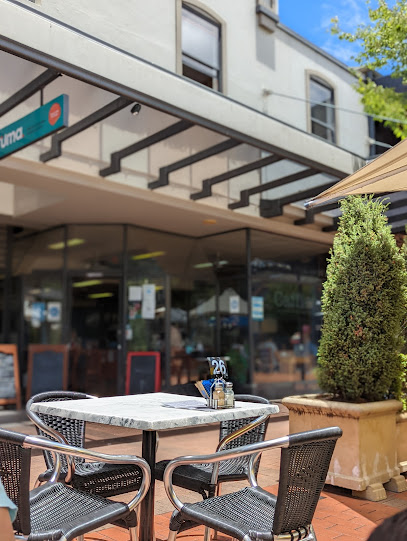 CAFFIENDS in the mall