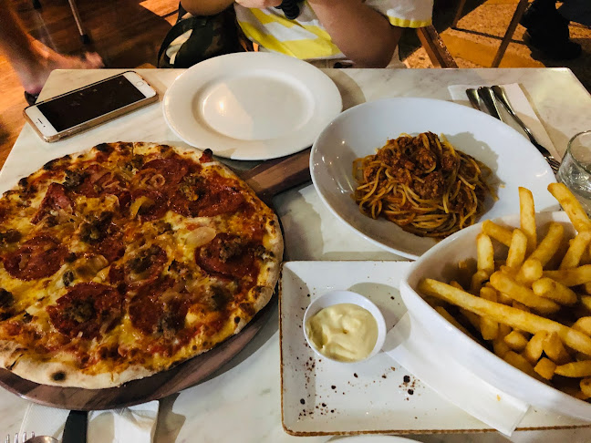 Opinii despre Villa Romana în Cairns City - Hospitality and gastronomy