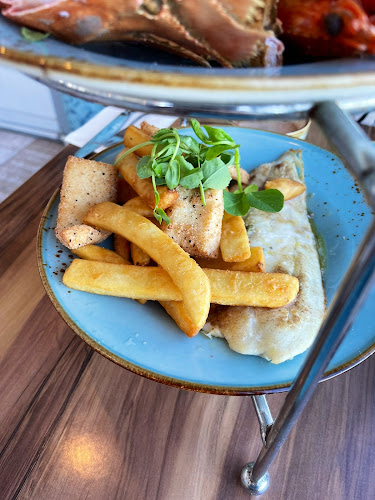 WatersEdge Seafood Restaurant - Hospitality and gastronomy