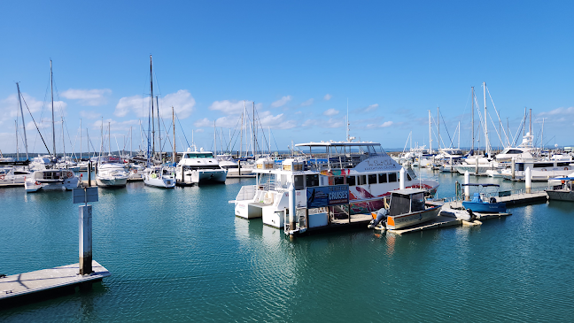 Opinii despre Hervey Bay Boat Club în Urangan - Hospitality and gastronomy
