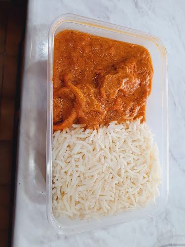 Momo stop - Hospitality and gastronomy