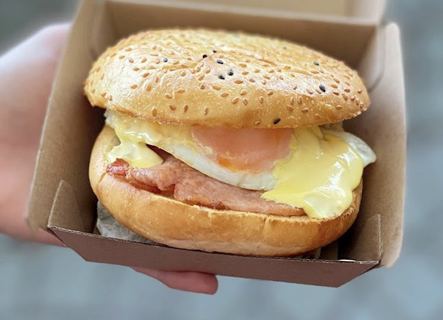 1/7 Tanda Pl, Glenfield Park NSW 2650