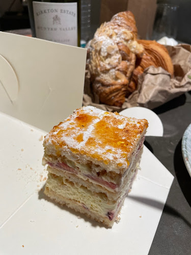 Shop 5, Palings Lane, 320 George St, Sydney NSW 2000