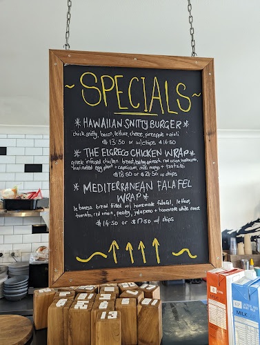 Comentarii opinii despre Raven Cafe & Grill