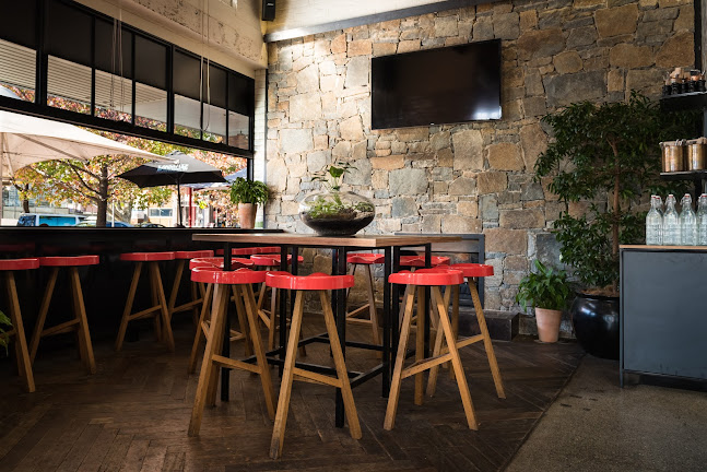 Comentarii opinii despre Public