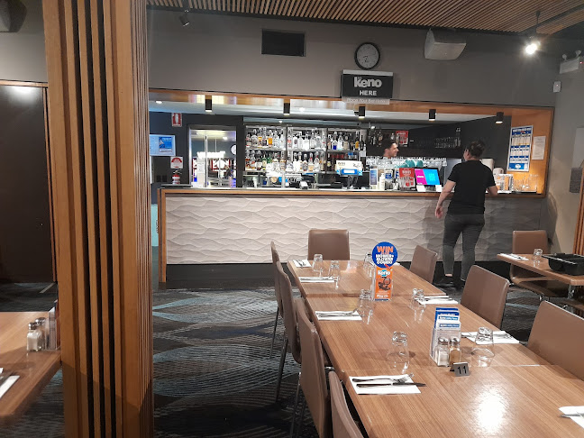 4 Cambridge Rd, Bellerive TAS 7018