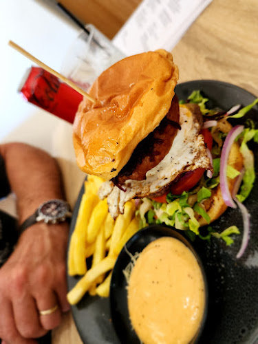 ViBE Street eats - Hospitality and gastronomy