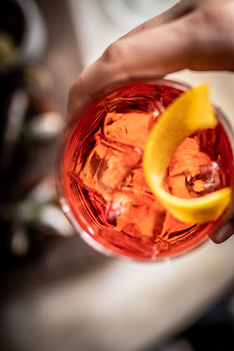 Parlour Wine Room - Hospitality and gastronomy