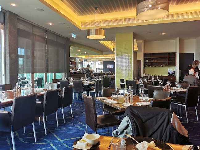 Sarin's Restaurant & Bar/Bistro