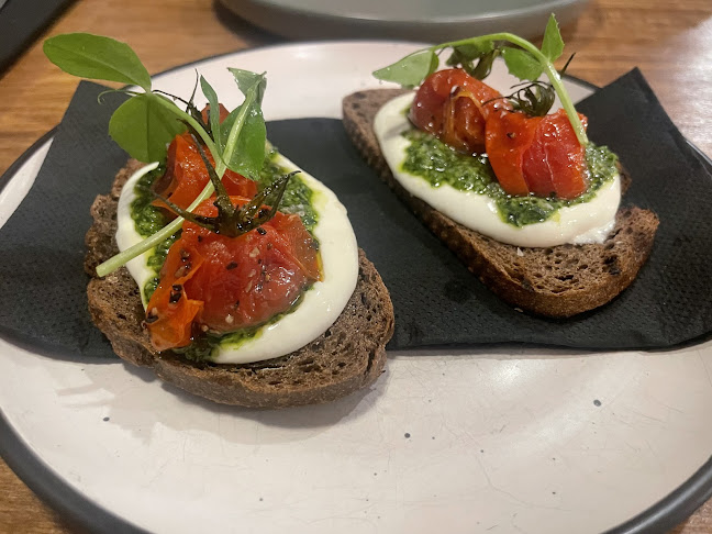 Comentarii opinii despre Hide Steak & Bar