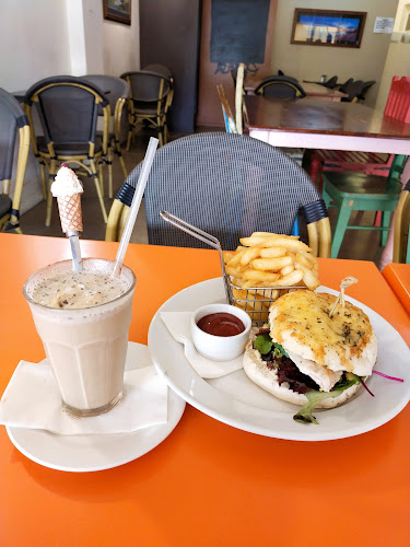 Opinii despre Jilarty Gelato Bar & Cafe în Swan Hill - Hospitality and gastronomy