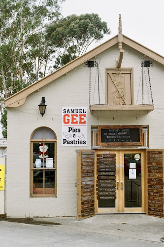 Samuel Gee Pies and Pastries
