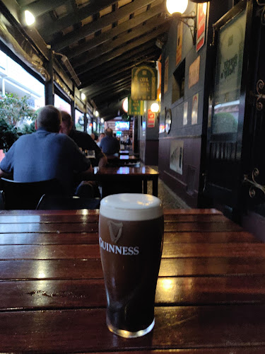 Durty Nelly's Irish Pub - Hospitality and gastronomy