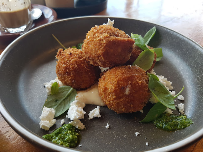 Two Sisters Cafe [formerly known as Steampacket Foods] - Geelong West