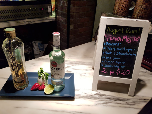 Dee Casa - Restaurant & Bar - Hospitality and gastronomy