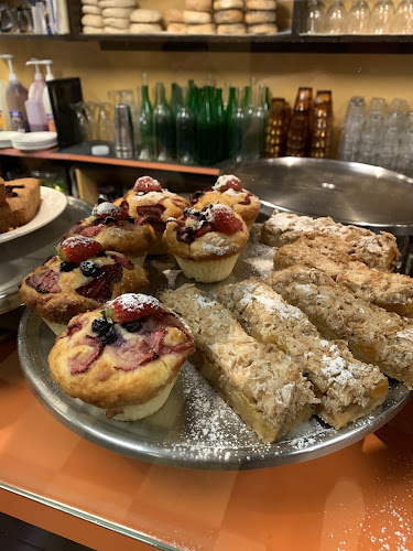 Comentarii opinii despre Lucias Pizza & Spaghetti Bar