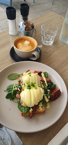 Cafe Gold Coast - Hospitality and gastronomy