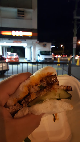 Chardons Corner Hotel - Hospitality and gastronomy