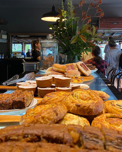 3718 Great N Rd, Laguna NSW 2325