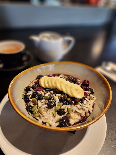 Comentarii opinii despre Maple + Clove