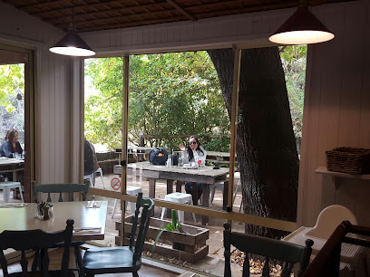 The Mountain Teahouse