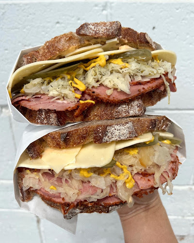 Opinii despre Local Social Cafe în Forest Glen - Hospitality and gastronomy