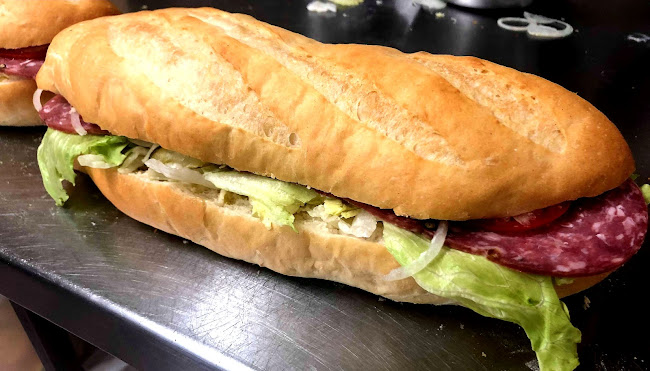 28 Ereton Dr, Arundel QLD 4214