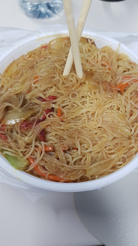 Opinii despre Food and Noodle Paradise în Morwell - Hospitality and gastronomy