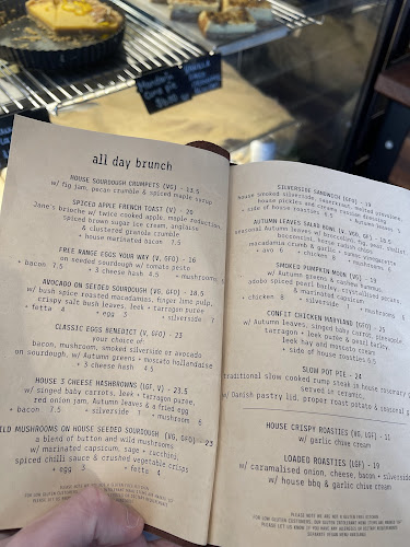 Comentarii opinii despre The Hideout Coffee House