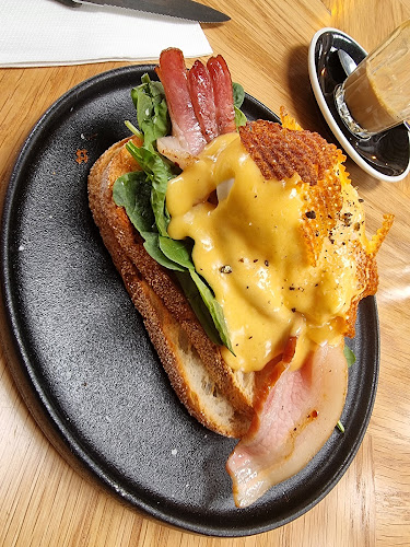 Opinii despre King Of The Castle Cafe în Geelong West - Hospitality and gastronomy