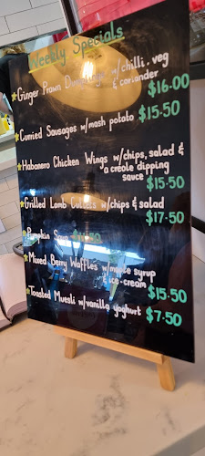 Woodys Cafe - Hospitality and gastronomy